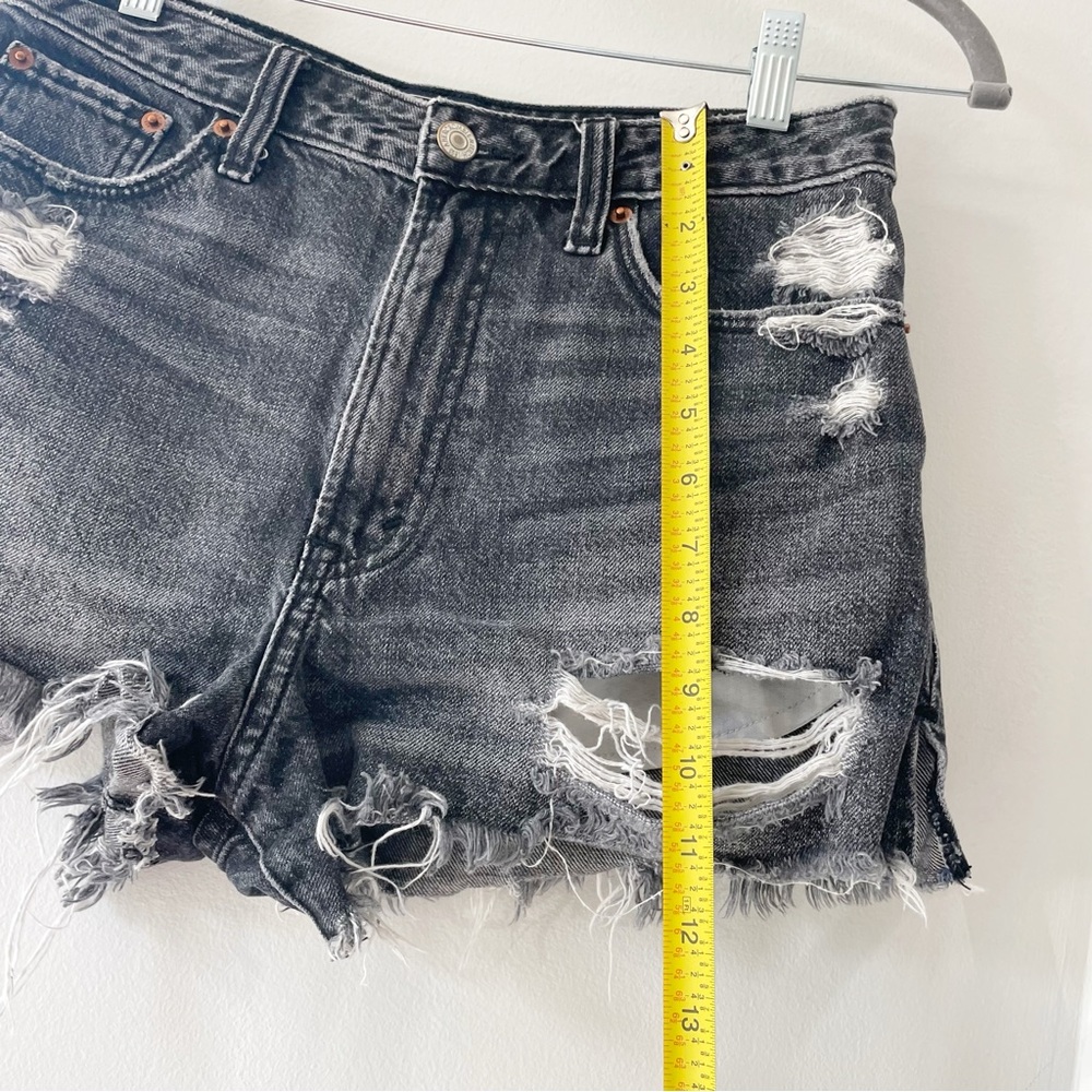 Abercrombie Black Denim Distressed Annie High Rise Shorts | 26 - Picture 4 of 8
